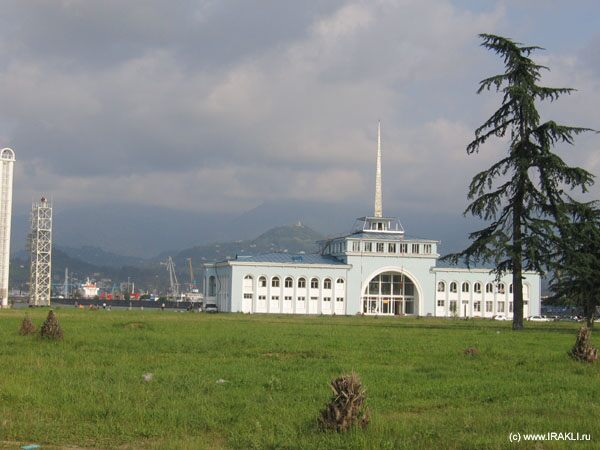 Sea_20port_20building.jpg
