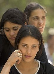 180px_Tsigganes_Greek_Roma_Gypsies_1_.jpg