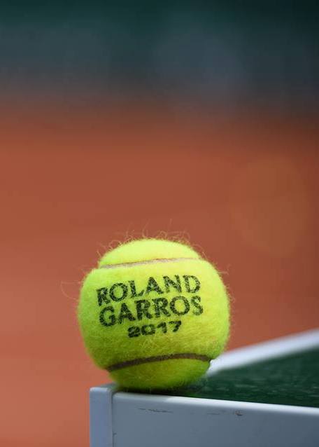 roland.jpg