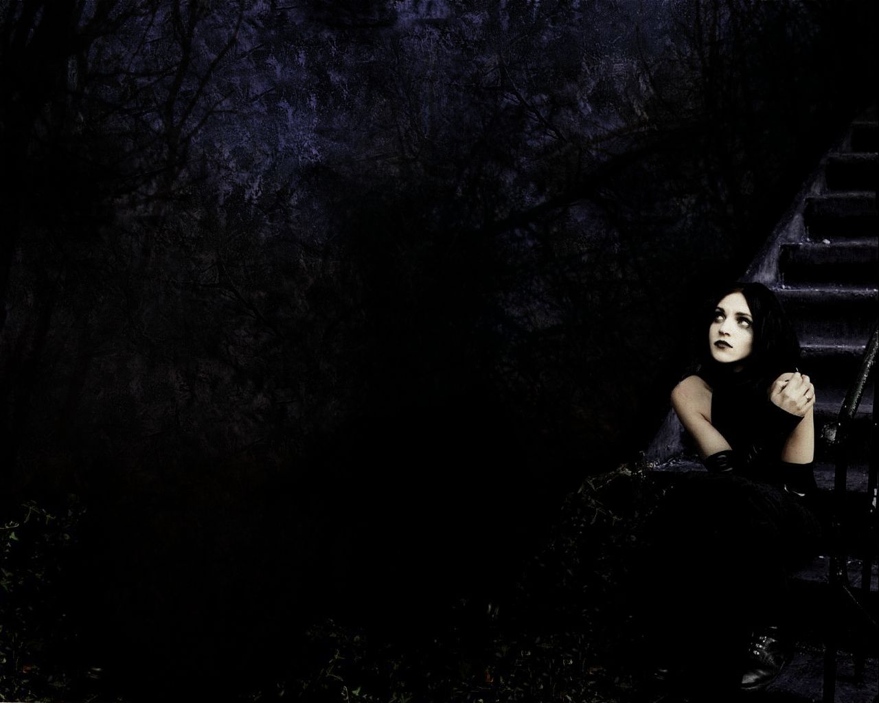 _gothic_girlz__1121340678_i_8729_full_762297.jpg