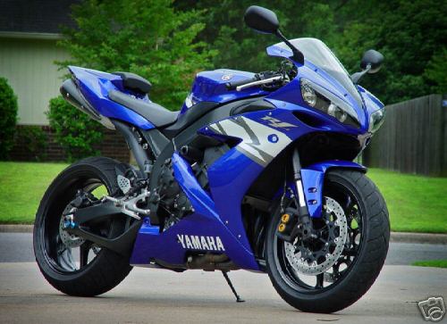 2004_Yamaha___YZF_R1.jpg