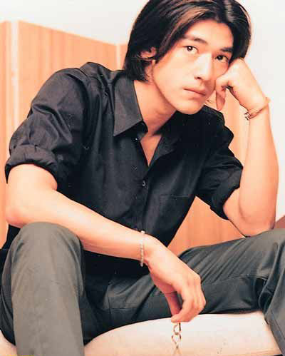 Takeshi_kaneshiro_with_medium_hair.jpeg