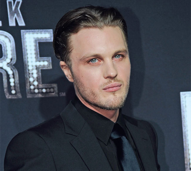 content_Michael_Pitt.jpg