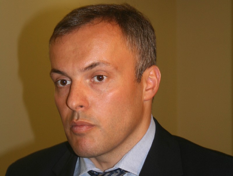 qutelia_batu.jpg