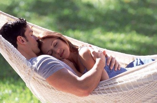 _______hug_love_man_woman_c14332e9d2840cac6db3a400f5eecc24_h.jpg
