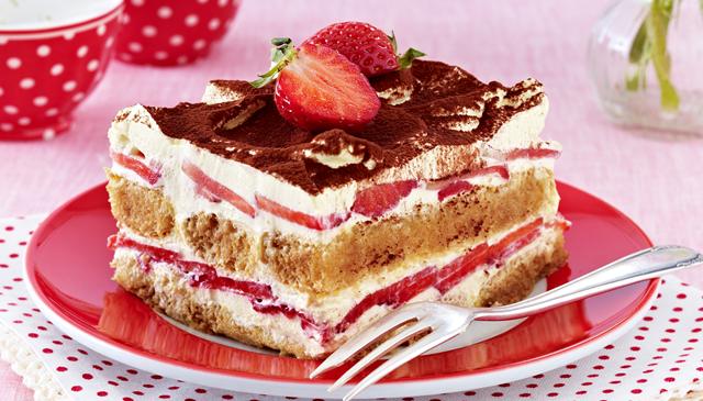 erdbeer_vanille_tiramisu_vxbal9.jpg