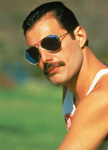 20120918_freddie_mercury_21_x500_1348006576.jpg