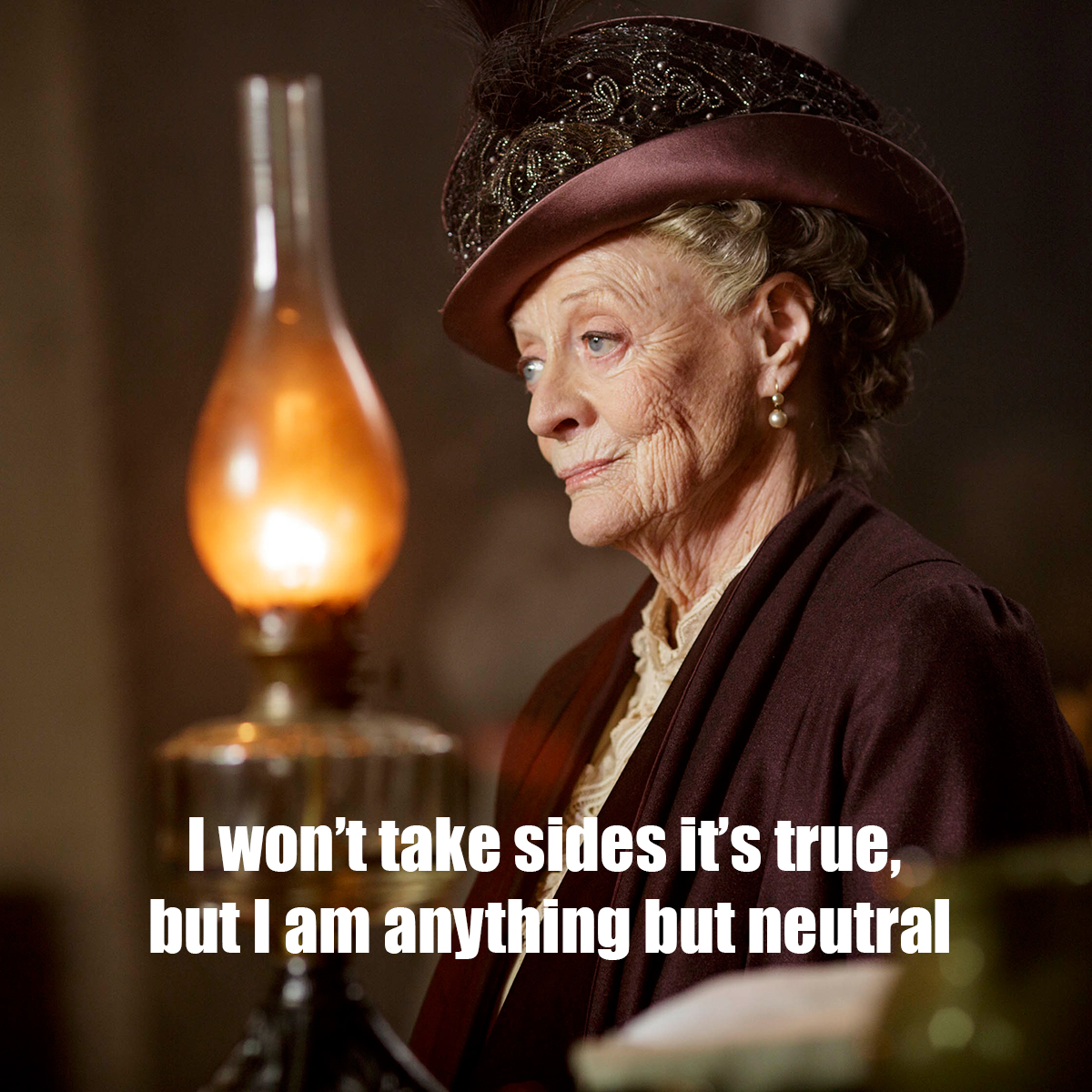 lady_violet_maggie_smith___downton_abbey.jpg