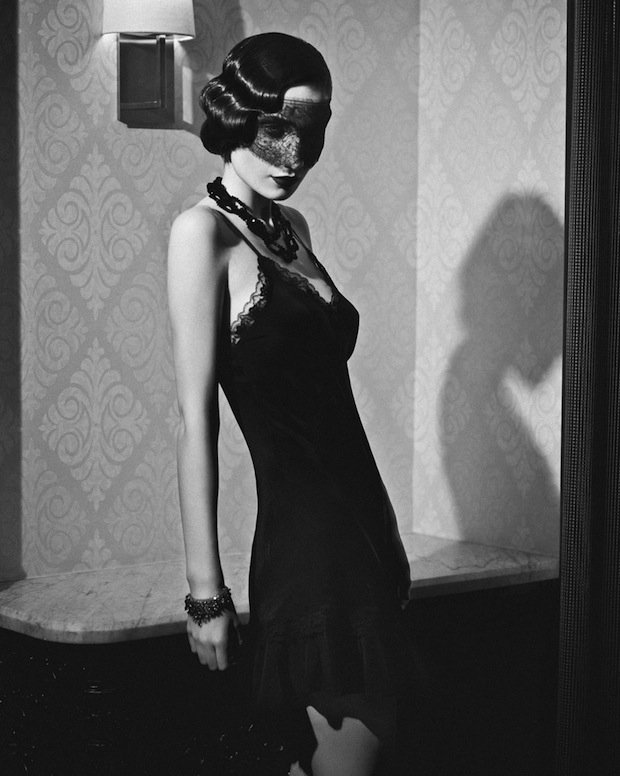 1056727488_1920_flapper_noir_sn1.jpeg