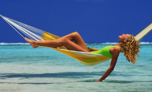Hammock_woman_580_60600a.jpg
