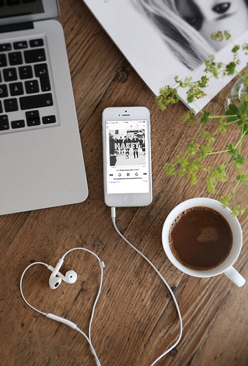 backgrounds_black_coffee_iphone_laptop_Favim.com_2943990.jpg