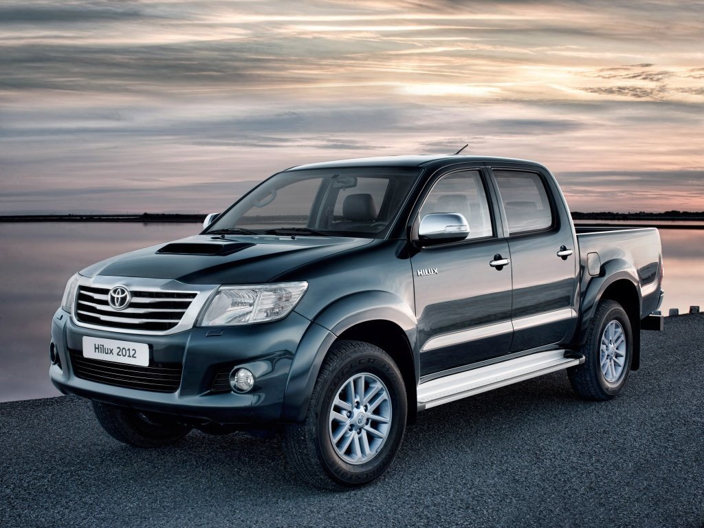 toyota_hilux_pick_up_27133.jpg