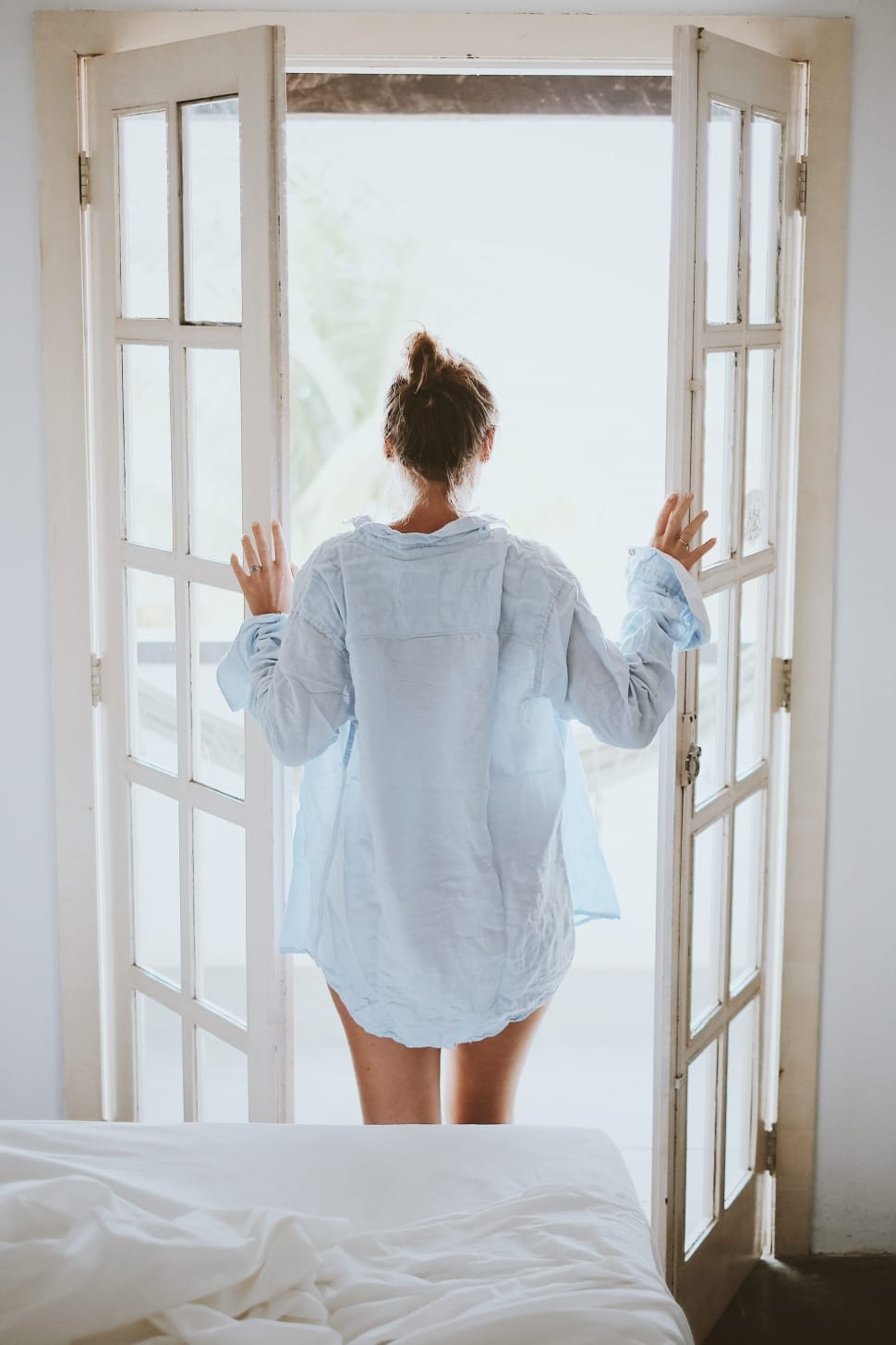 bed_bedroom_door_girl_house_indoors_wallpaper_preview.jpg