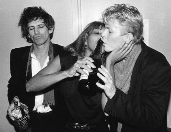 Keith_Richards__Tina_Turner___David_Bowie_partying_in_New_York_City__1983..png