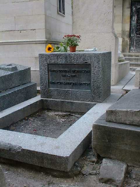 30_20Pere_20Lachaise_20Jim_20Morrison_20290700f_20.jpg