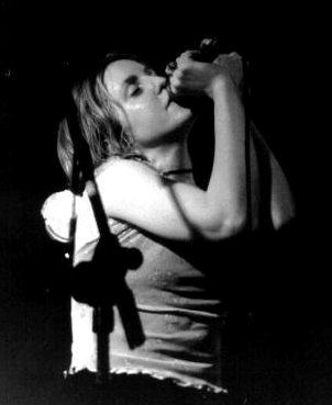 ninahynes3.jpg