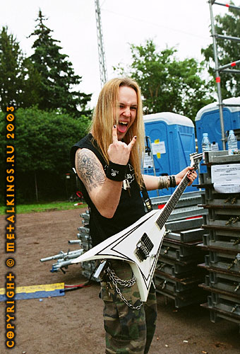alexi_laiho_120703_01.jpg