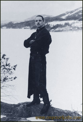 ihsahn_onmountain.jpg