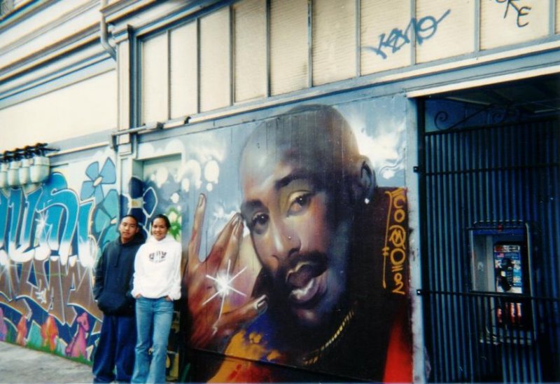 2pac_800x548.jpg