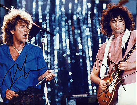 Robert_Plant___Jimmy_Page__1985_07_13_Live_Aid_.jpg