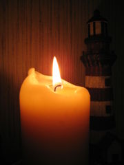180px_Candle_lighthouse.jpg