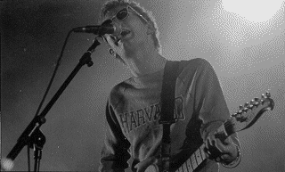 RADIOHEAD___KROQ_Acoustic.gif