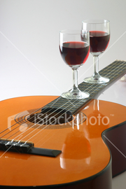 ist2_1103751_wine_and_guitar.jpg