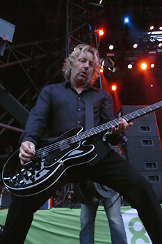 peter_hook.jpg