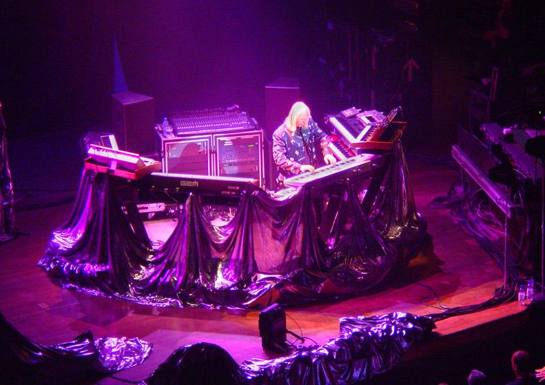 yes_rick_wakeman_1.jpg