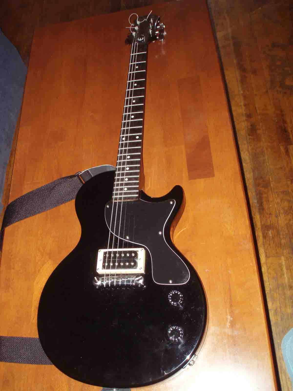 My_Guitar.jpg