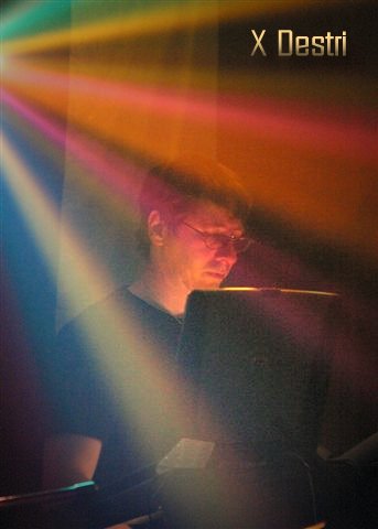 x_destri.jpg
