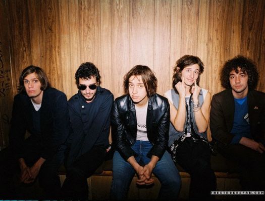 The_Strokes_.jpg