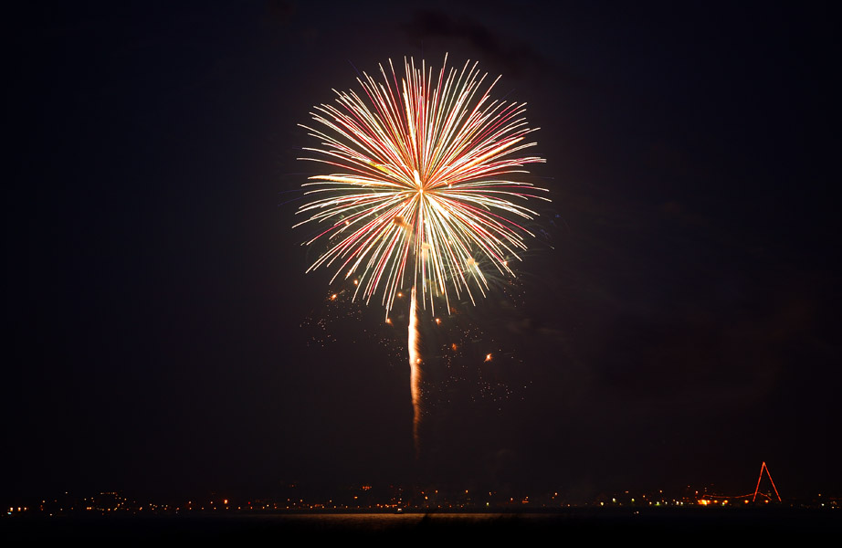 fireworks_20over_20Ptown.jpg