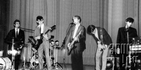 center_live84.jpg