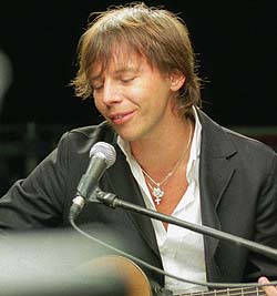MT_2002.jpg