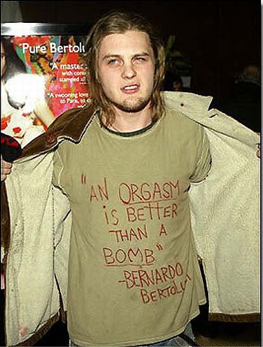 2088_289832710_michael_pitt_1_H145620_L.jpg