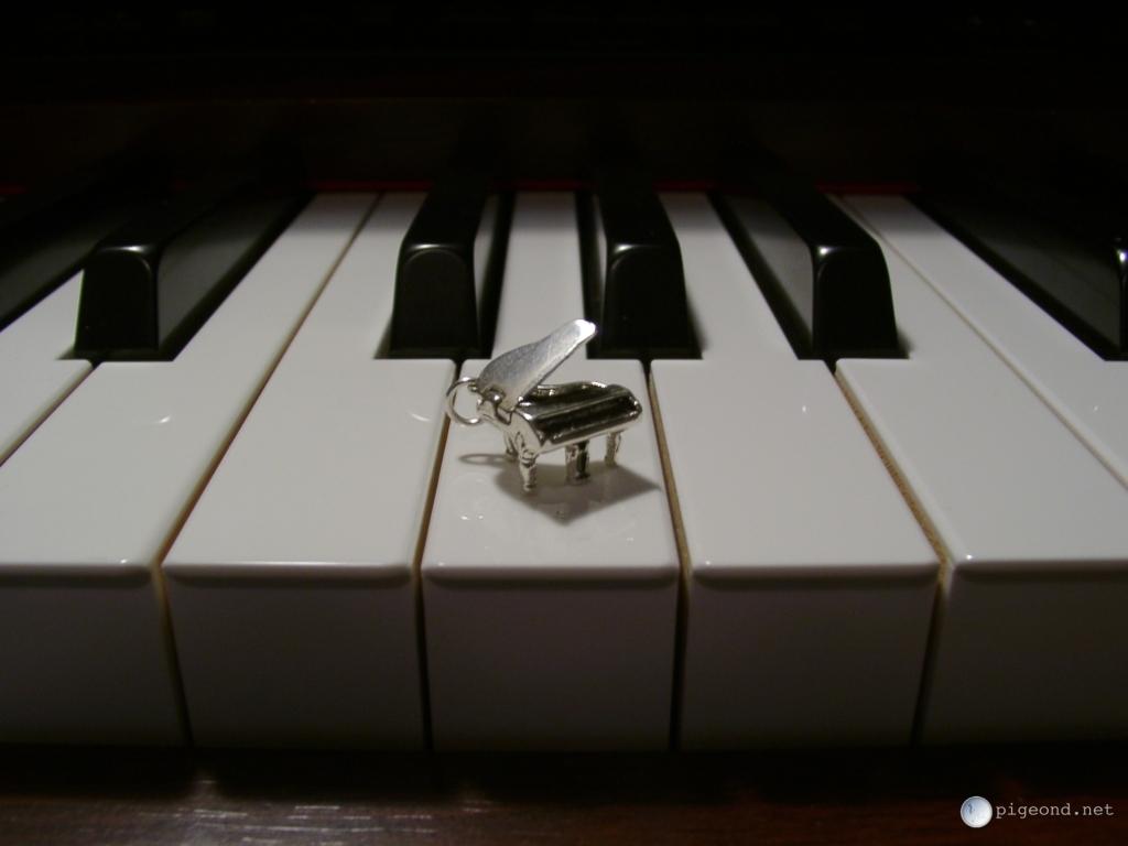 piano1_1024.jpg