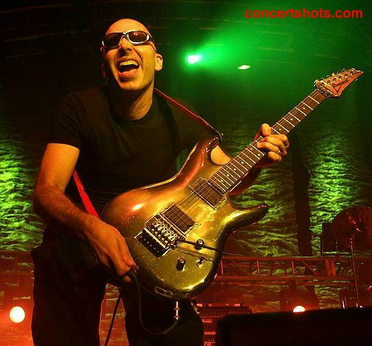 cs_JoeSatriani1_Atlanta71901.jpg