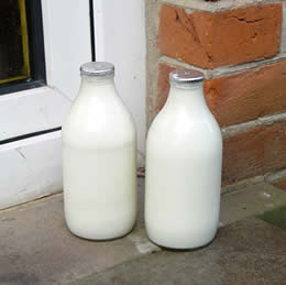 MilkBottle_1_.jpg