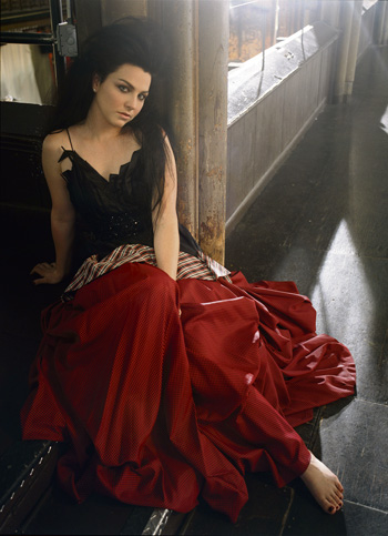 0310evanescence2006cgroot.jpg