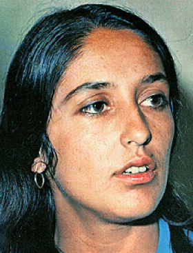 200761915_26_00JoanBaez.gif