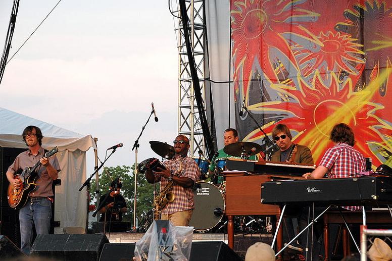 Copy_of_800px_GreyBoyAllstars.jpg