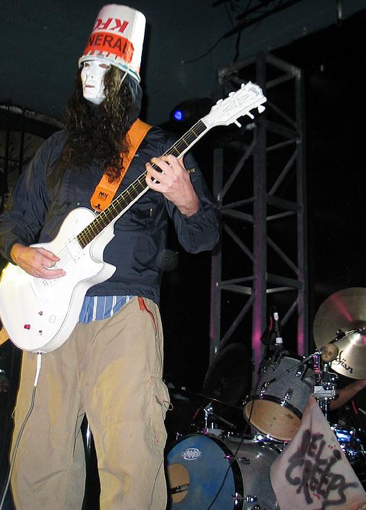 03_buckethead_and_maximum_b.jpg