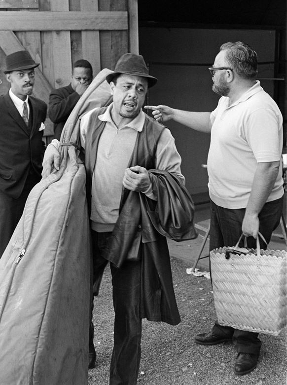 Resize_of_2005_mingus_ph_04.jpg