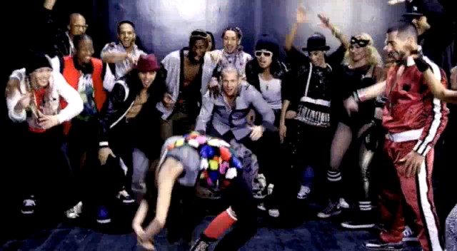 Madonna___Celebration_Video_Screencaps__526_.jpg