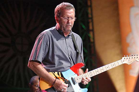 Eric_Clapton_3___Crossroads_Guitar_Fest_2004___lg.6219836.jpg