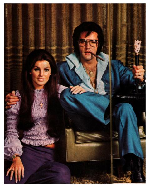 43767179_elvispriscilla.jpg