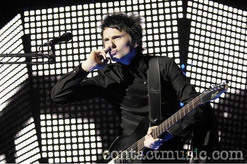 matt_bellamy_2372004.jpg