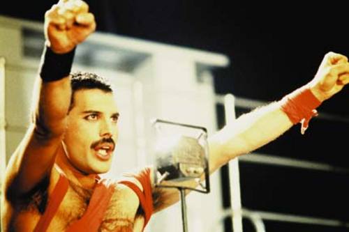 freddie_mercury__large_msg_11838347118.jpg