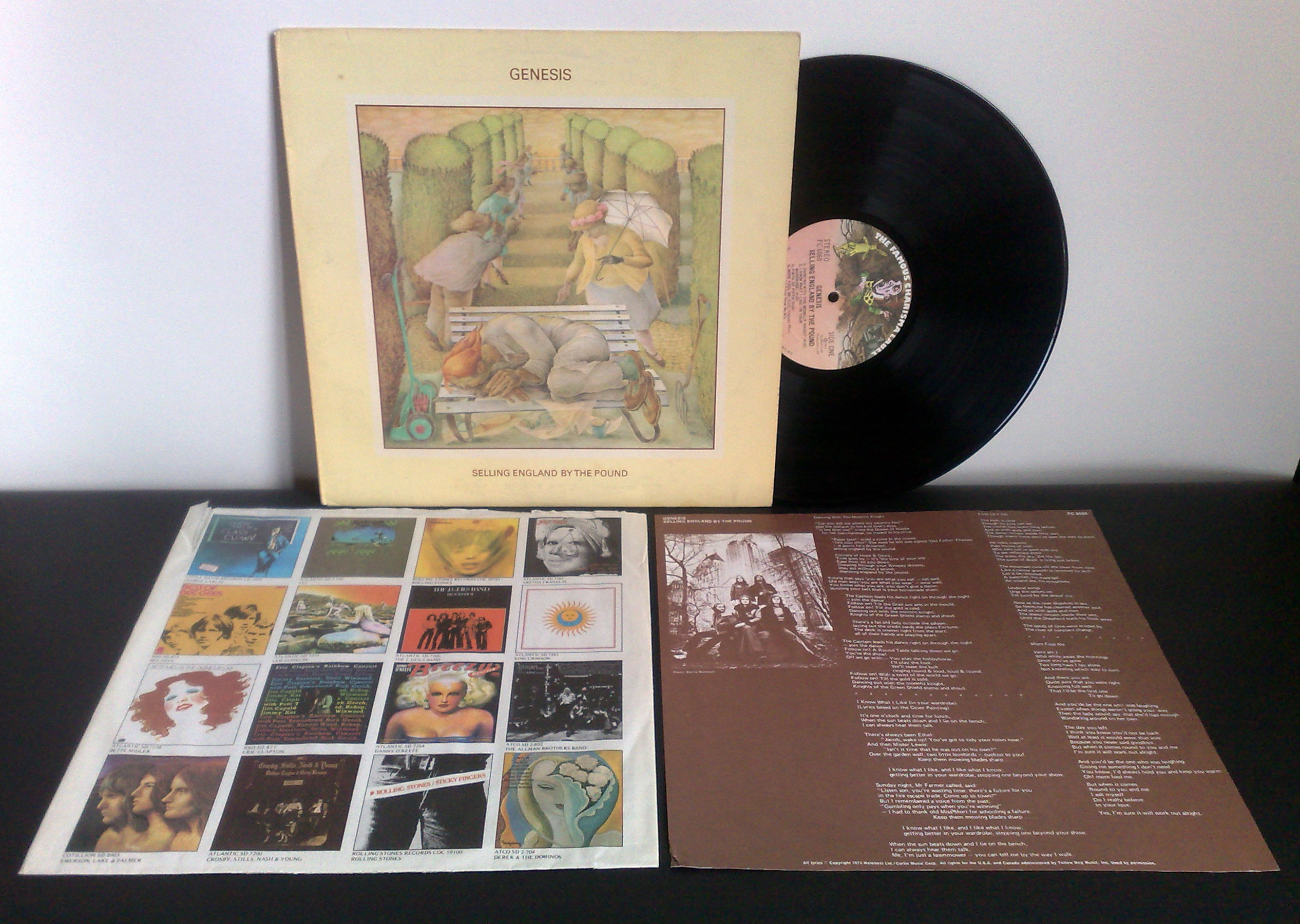 Genesis selling england by the pound. Genesis selling England by the pound обложка. Genesis 1973. Genesis - 1973 - selling England by the pound (Vinyl).